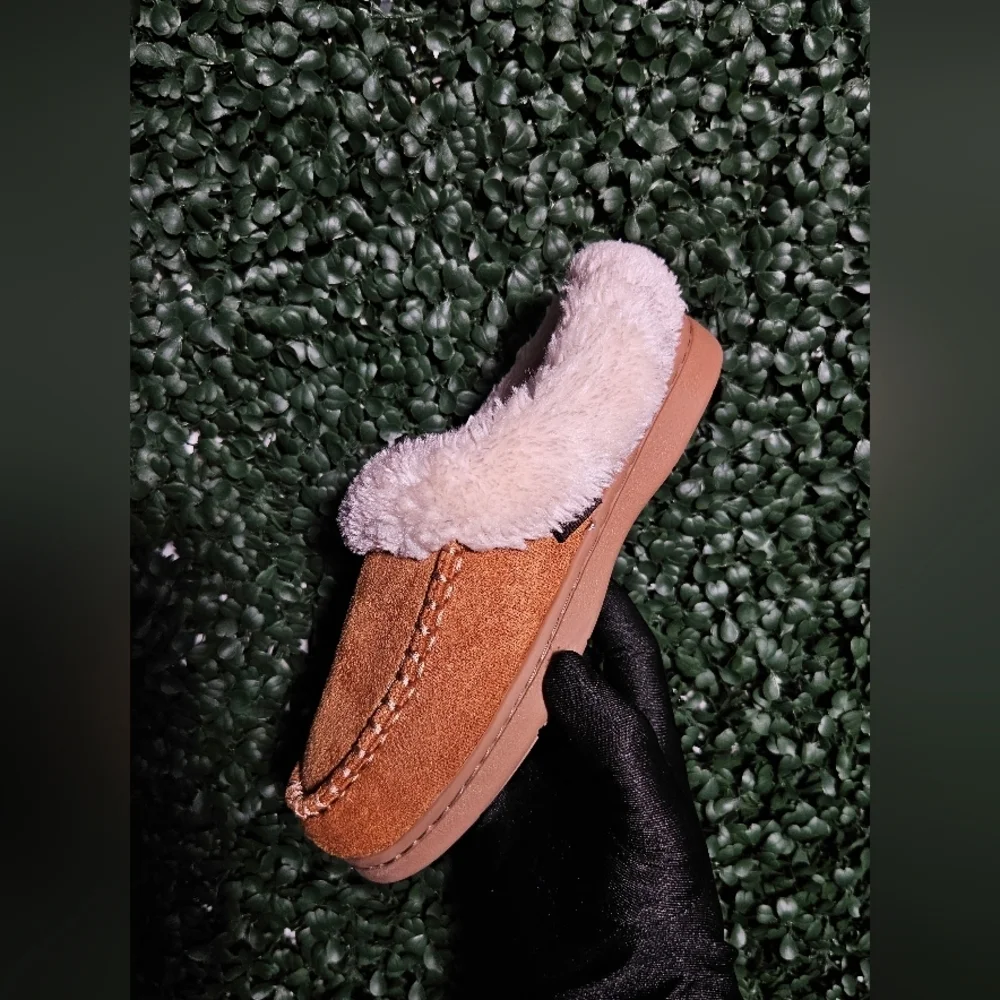 Cozy Brown Slippers with Cream Lining